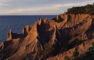 chimneybluffs.jpg