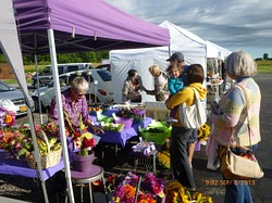 penfieldfarmersmarket.jpg