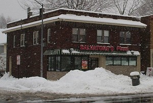 Dewey Ave Salvatores 20100227.jpg