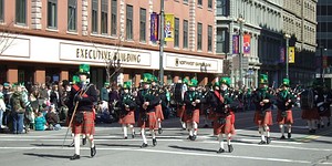 Bagpipes800.JPG