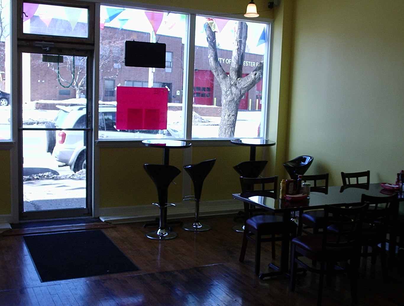 Maplewood Cafe front tables.jpg
